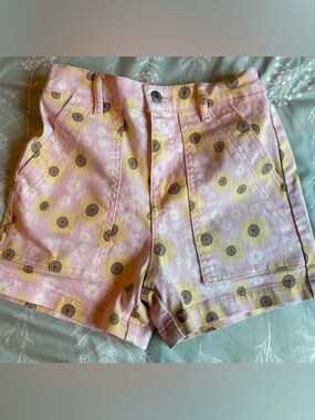 Levi's Girls Pink Sunflower Daisy Print High-Waist Shorts